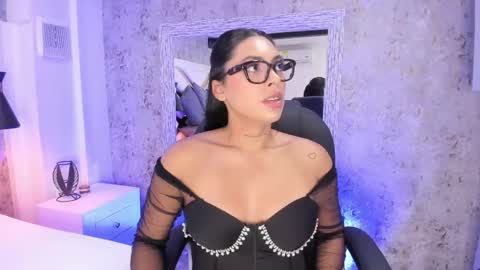 Snapshot of vanessa_rain_ chatting on 05.21.26 Vanessa online show from 05.21.26