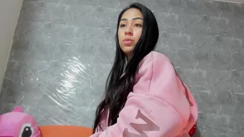 Snapshot of vanessaadol chatting on 03.02.25 vanessaadol online show from 03.02.25