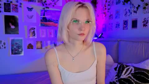 Snapshot of vanessaaustin chatting on 04.30.26 Vanessa online show from 04.30.26