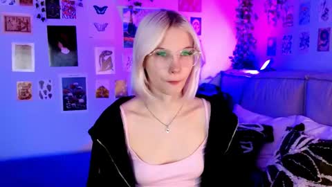 Snapshot of vanessaaustin chatting on 05.04.26 Vanessa online show from 05.04.26