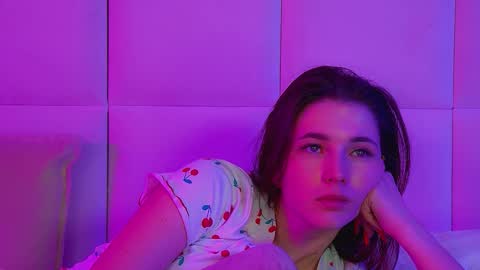 Vanessa online show from 02.24.26