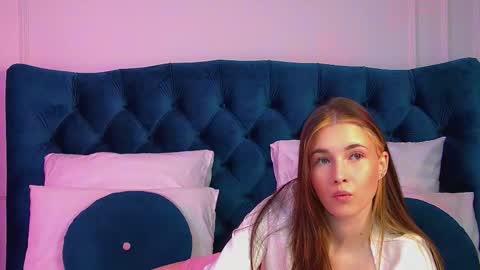 Vanessa online show from 03.18.26