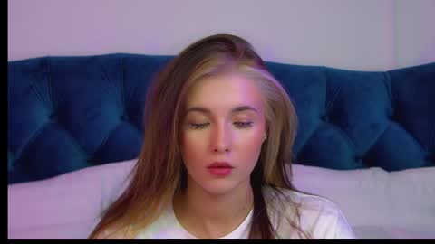 Vanessa online show from 03.20.26