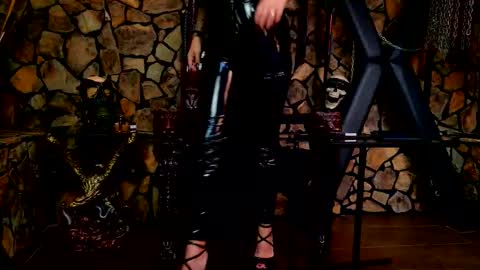 Snapshot of vanessamorningstar1 chatting on 10.03.25 Miss Vanessa online show from 10.03.25