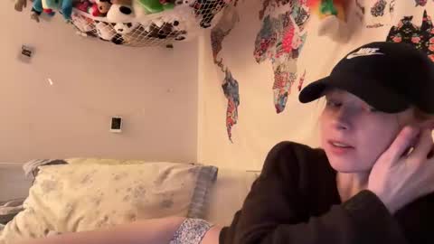 Snapshot of vanessapark chatting on 03.15.26 Vanessa online show from 03.15.26