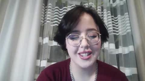 vanessashadow online show from 10.19.25