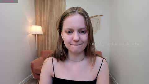 Snapshot of vanilla_echo_ chatting on 04.09.26 vanilla_echo_ online show from 04.09.26