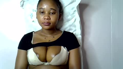 vanillavenus online show from 10.24.25