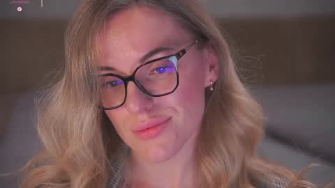 Sophie online show from 04.03.26