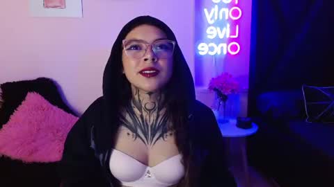 Vanne  online show from 07.20.26