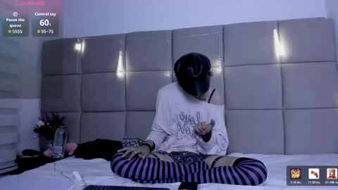 vannellope_96 online show from 02.28.26