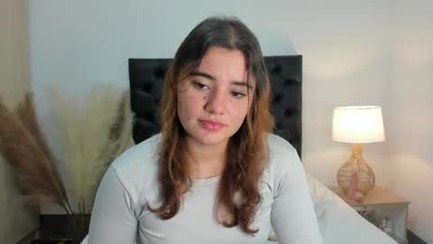 Vannesa online show from 04.18.26