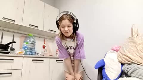 Viola online show from 09.26.25