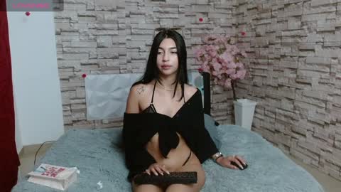 Snapshot of vanse_lust chatting on 02.09.25 Karuna online show from 02.09.25