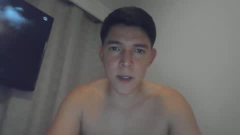 Snapshot of vanu_mansex chatting on 01.06.26 Victor online show from 01.06.26