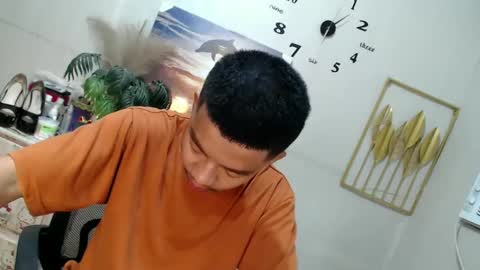 vanxxx2005 online show from 02.12.25