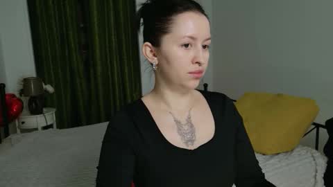 vaolietkat online show from 04.03.26