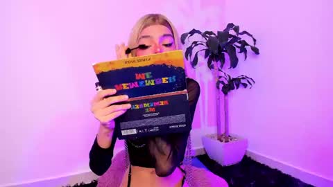 Snapshot of varya_ferreira chatting on 06.12.26 Varya Ferreira - independent model online show from 06.12.26