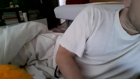 Snapshot of vasisexyi chatting on 01.05.25 Vasi Sexyi online show from 01.05.25
