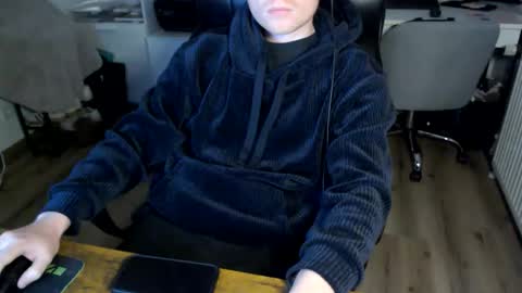 Vaslo online show from 04.22.26