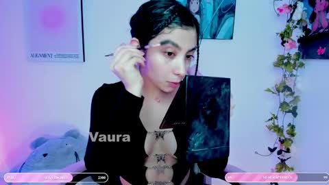 Snapshot of vaura222 chatting on 03.08.25 vaura222 online show from 03.08.25