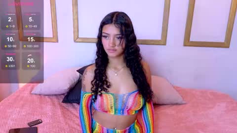 Snapshot of vaythiare_stone chatting on 05.27.26 Vaythiare online show from 05.27.26