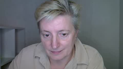 vea_motty online show from 11.20.25