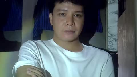 Snapshot of vee_horny01 chatting on 09.18.25 vee online show from 09.18.25