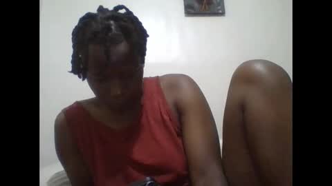 Snapshot of vee_tommy chatting on 05.19.26 Vee tommy online show from 05.19.26