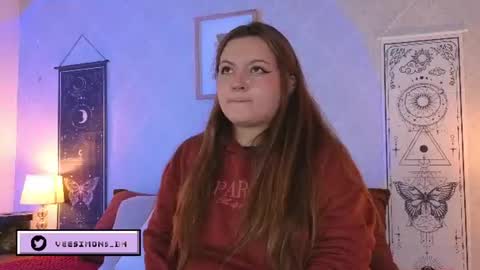 Vee Simons online show from 06.22.26