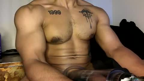 Snapshot of vegasluv702 chatting on 10.16.25 Vegas Love online show from 10.16.25