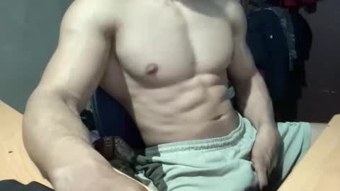 Snapshot of veilofstrength11 chatting on 11.10.25 veilofstrength11 online show from 11.10.25