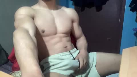 Snapshot of veilofstrength11 chatting on 12.17.25 veilofstrength11 online show from 12.17.25