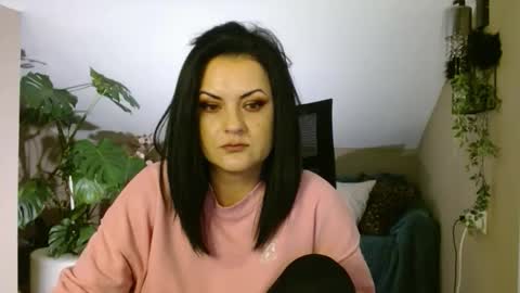 VeilRoom online show from 02.19.26