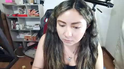 Im VelaI will be Christmas and New Year with my family December 22 to January 13 I will miss you guys. online show from 11.25.25