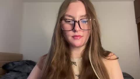 Sophi  online show from 05.04.26