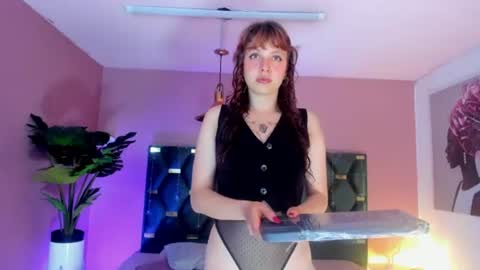 Isabella  online show from 06.09.26