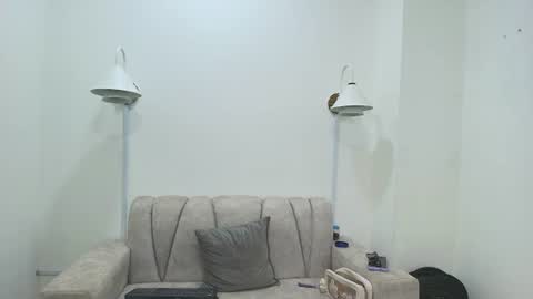 Snapshot of velvet_sex23 chatting on 06.21.26 velvet_sex23 online show from 06.21.26