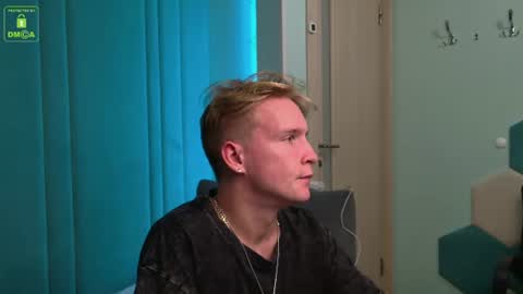 Snapshot of velvet_shard chatting on 07.18.26 EDWIN online show from 07.18.26