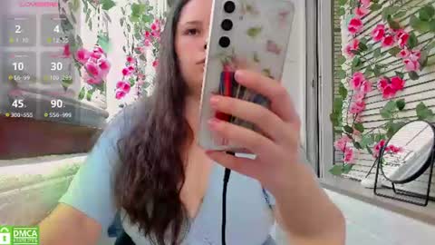 Snapshot of velvetalisa chatting on 07.30.26 Alisa online show from 07.30.26