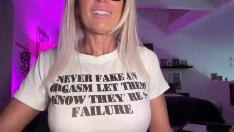 VelvetBarbie online show from 03.31.26