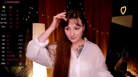 Snapshot of velvetcherry_ chatting on 06.10.26 Mia online show from 06.10.26