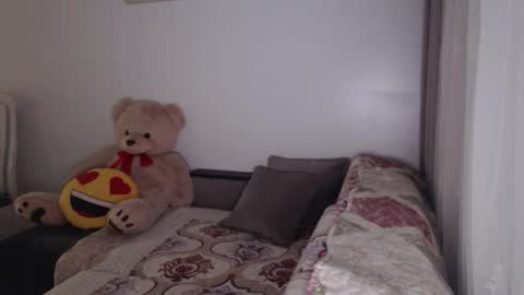 Snapshot of velvetmoon123 chatting on 11.27.25 velvetmoon123 online show from 11.27.25