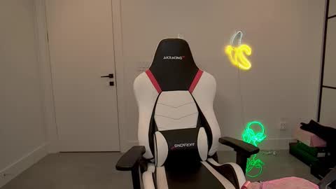 VelvetTGirl online show from 02.26.26