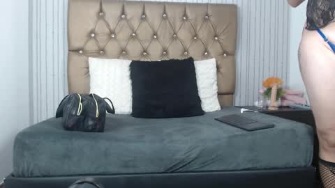 veneno hot online show from 01.22.25