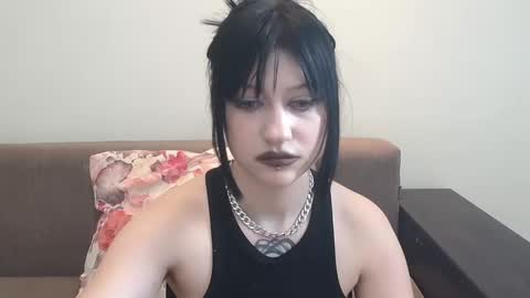 Snapshot of venera_goddess chatting on 02.20.25 Naly online show from 02.20.25