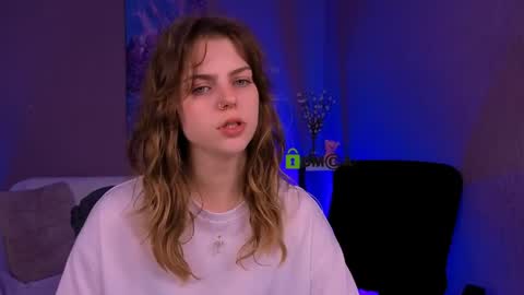 Snapshot of venezia_barton chatting on 03.25.26 venezia_barton online show from 03.25.26