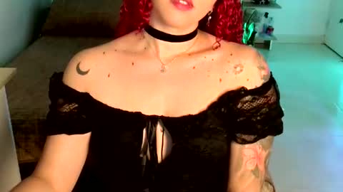 Snapshot of venommistress chatting on 08.02.26 VenomMistress online show from 08.02.26