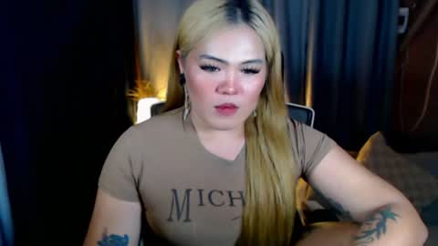 I am Colly Your mystery girl online show from 07.18.26