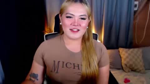 I am Colly Your mystery girl online show from 07.22.26
